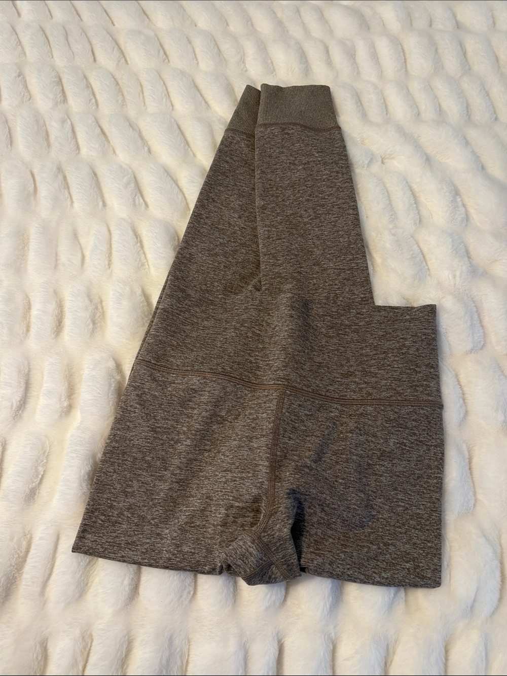 NWOT Size Small Athleta Softluxe Heather Taupe Leggings - Taupe C4 - Picture 3 of 3